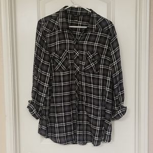 Torrid size 1 (1X)plaid top